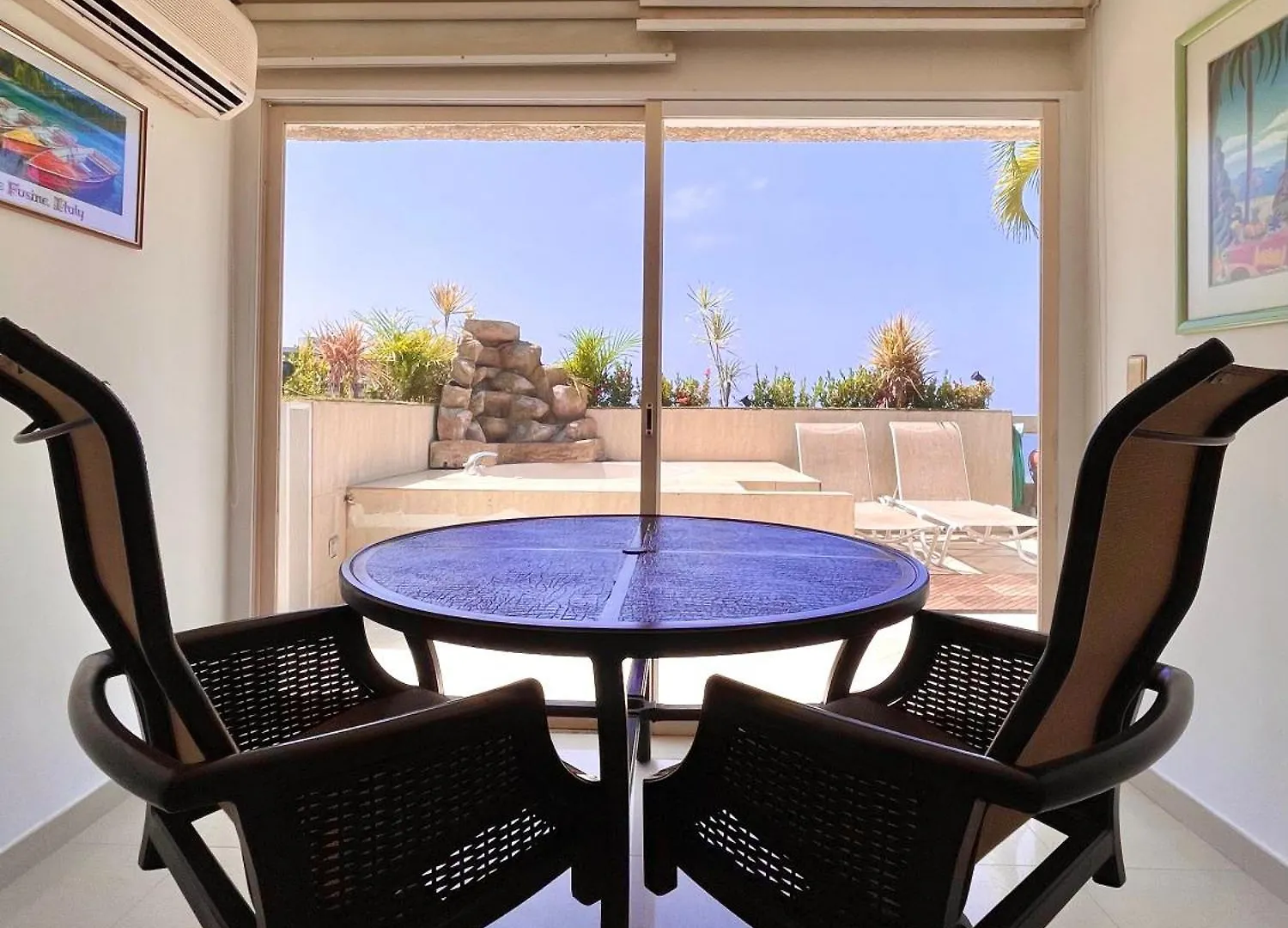 Apartamento Con Terraza En Playa Grande Catia La Mar Apartment